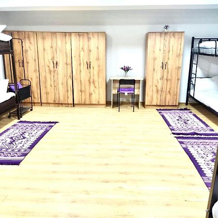 Like Home Hostel Na Timiryazeva Ałma Ata Zewnętrze zdjęcie